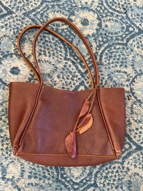 Portland Leather Goods medium Verona